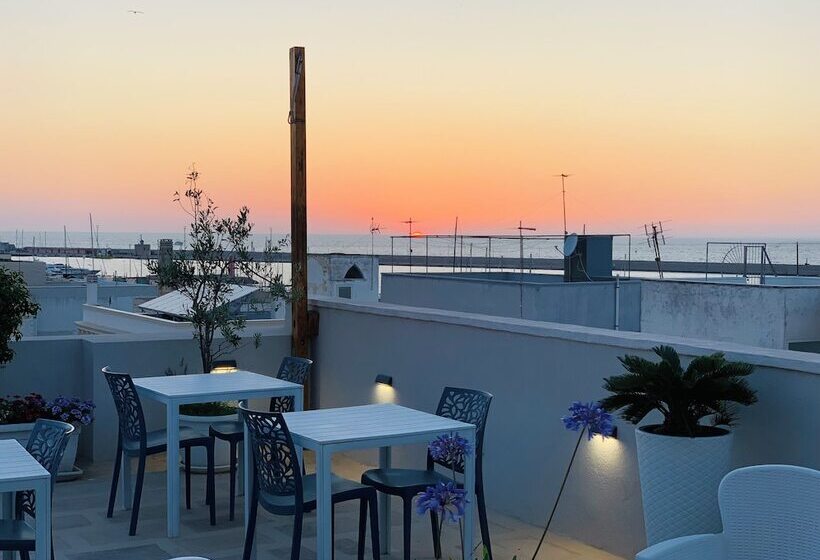تختخواب و صبحانه Dei Del Mare Extra Luxury