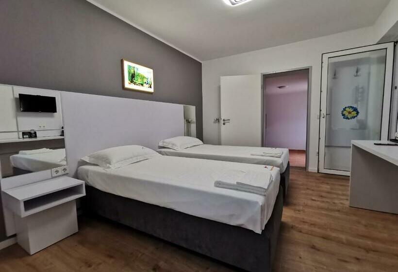 Отель Home Inn