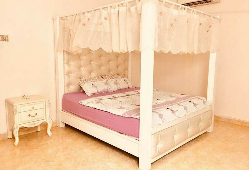 پانسیون Botanic Elegant Suite Klang