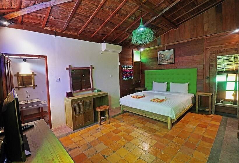 پانسیون Salim Beach Resort