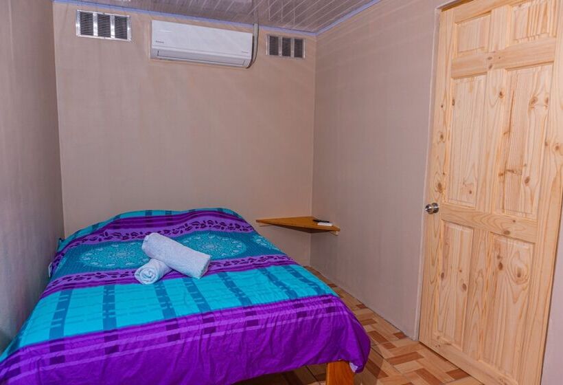 La Cascada   Hostel