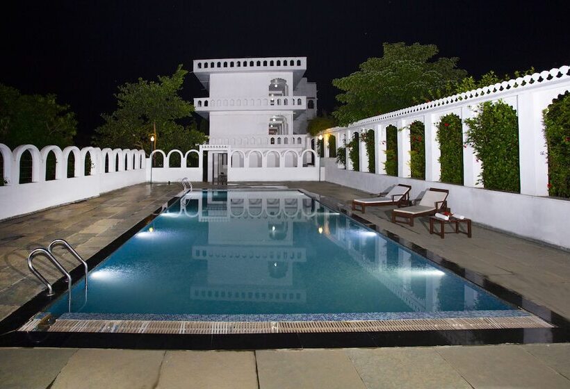 فندق Narayan Niwas Resort