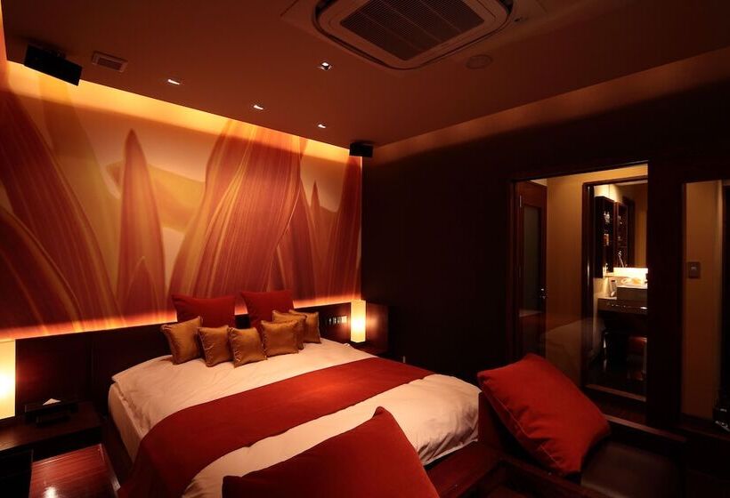 فندق Oasis  Adults Only