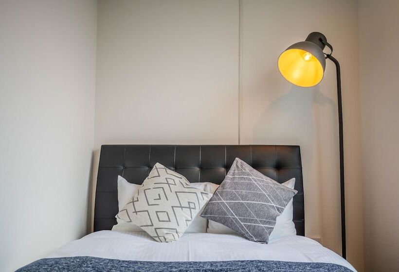 בית מלון כפרי Minn Haneda Airport