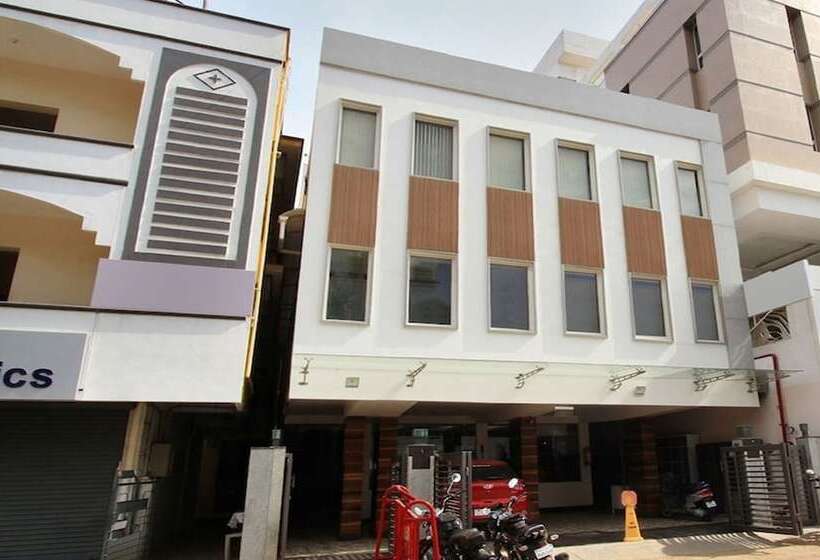 هتل Sapthagiri Nest