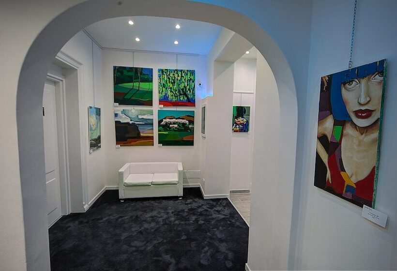 پانسیون Palermo Gallery