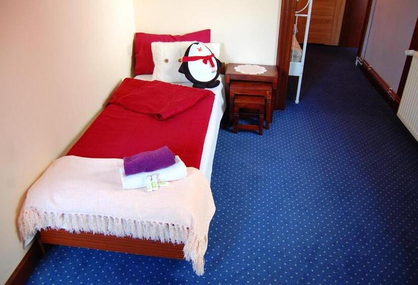 تختخواب و صبحانه Pokoje Gościnne Pod Ciupagą