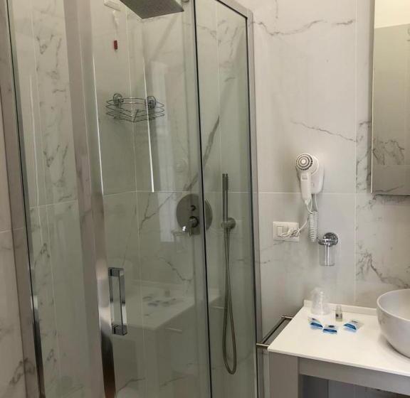 هتل Milazzo Inn Aimori