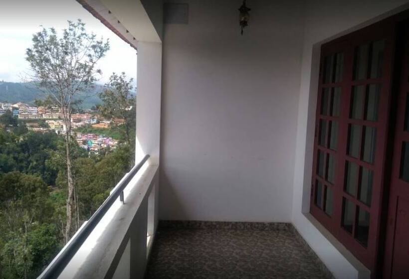 Отель Green Mist Resort
