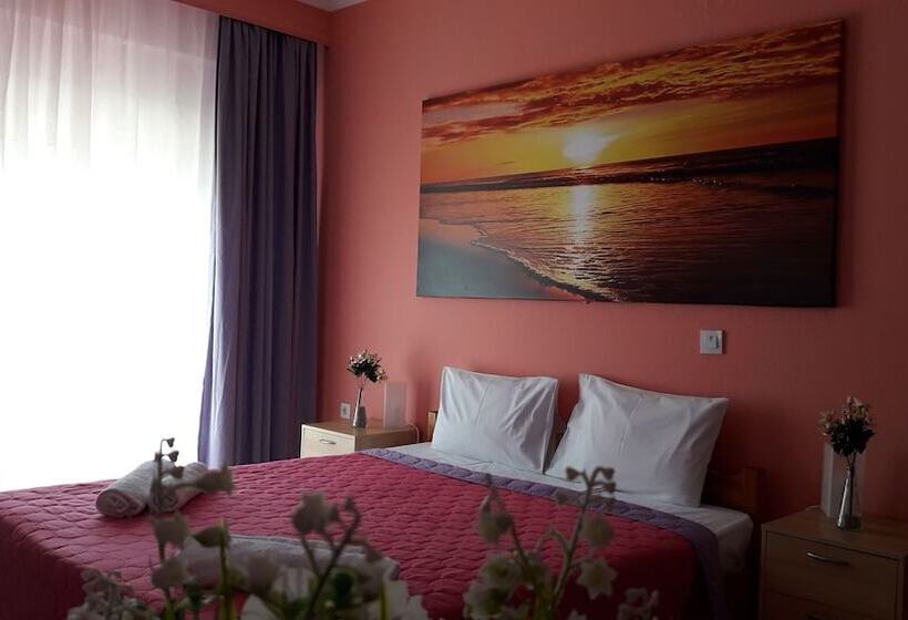 Giorgio Apartments