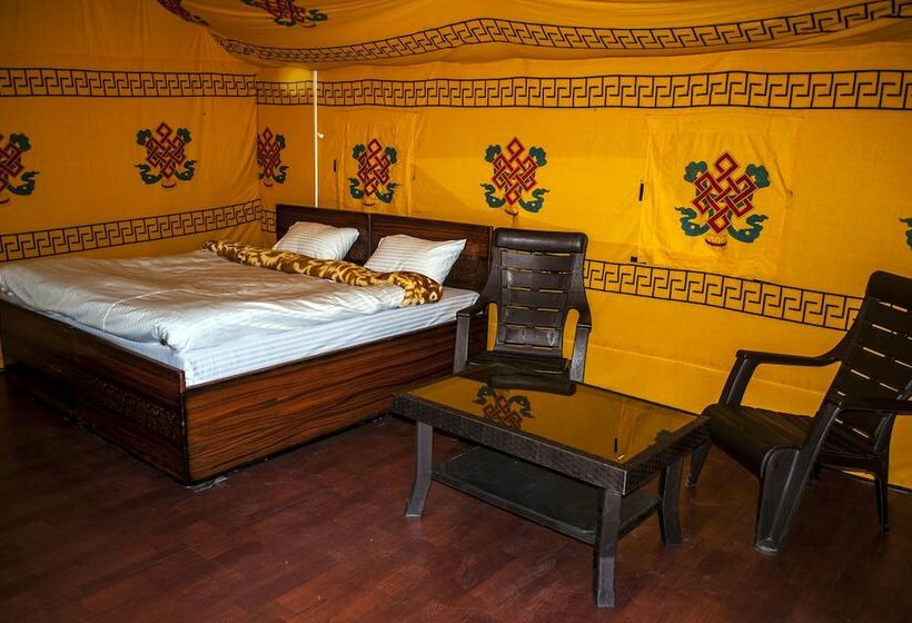 فندق Jungle Stays