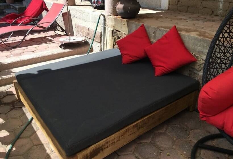 هتل Rancho Escondido Casa Goyri