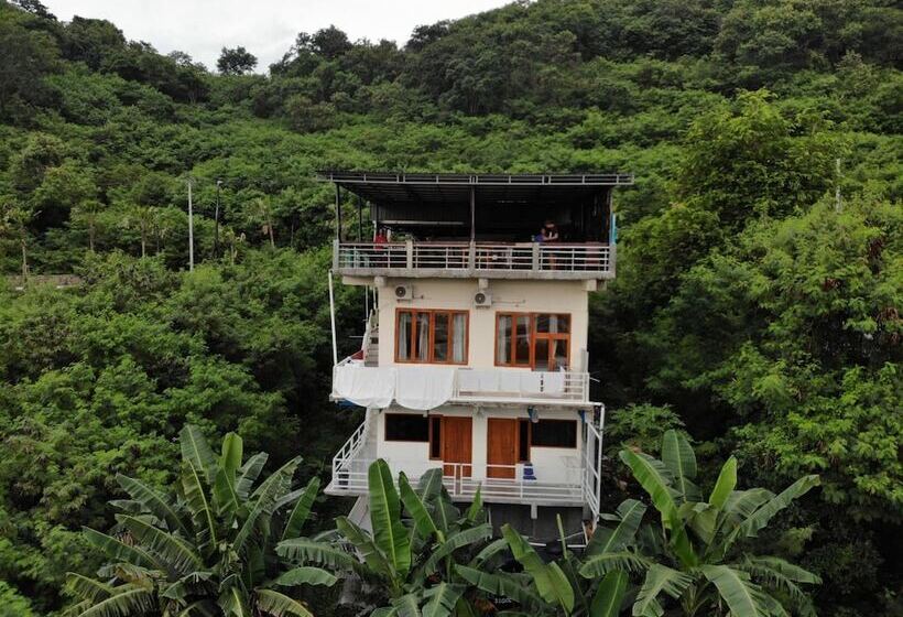 پانسیون Pesona Bali Room And Restaurant