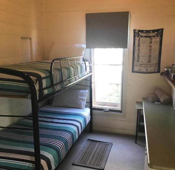 پانسیون Port Campbell Guesthouse & Flash Packers