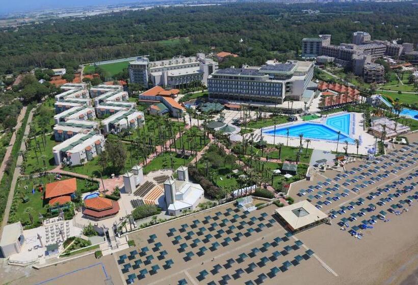 Adora Hotel & Resort