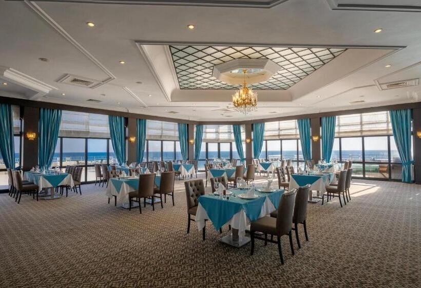 Adora Hotel & Resort