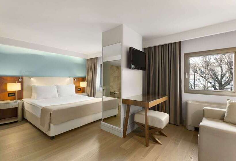 Hotel Ramada Istanbul Grand Bazaar