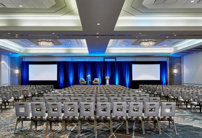 هتل Renaissance Mobile Riverview Plaza