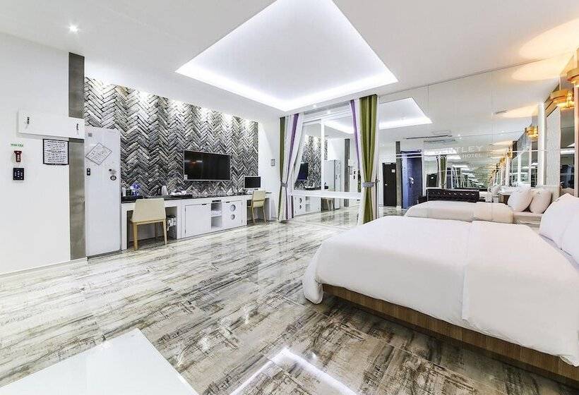 בית מלון כפרי Bentley Business