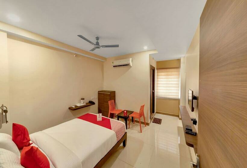هتل Sai Vihar By Oyo Rooms