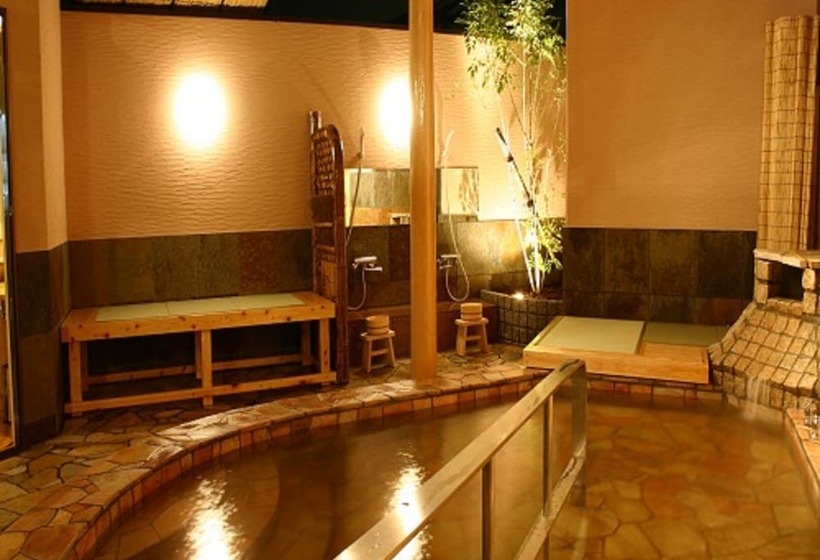 فندق Tsurusaki