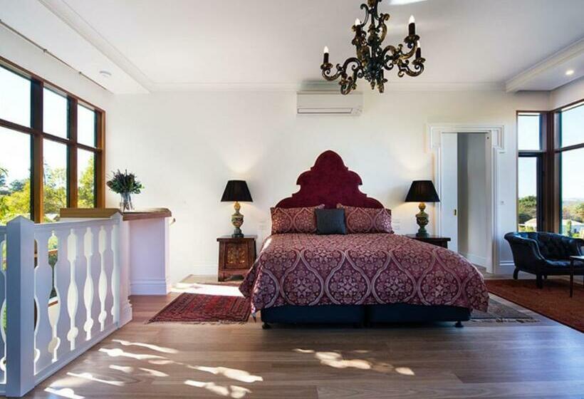 Montacute Pavilion And Gardens