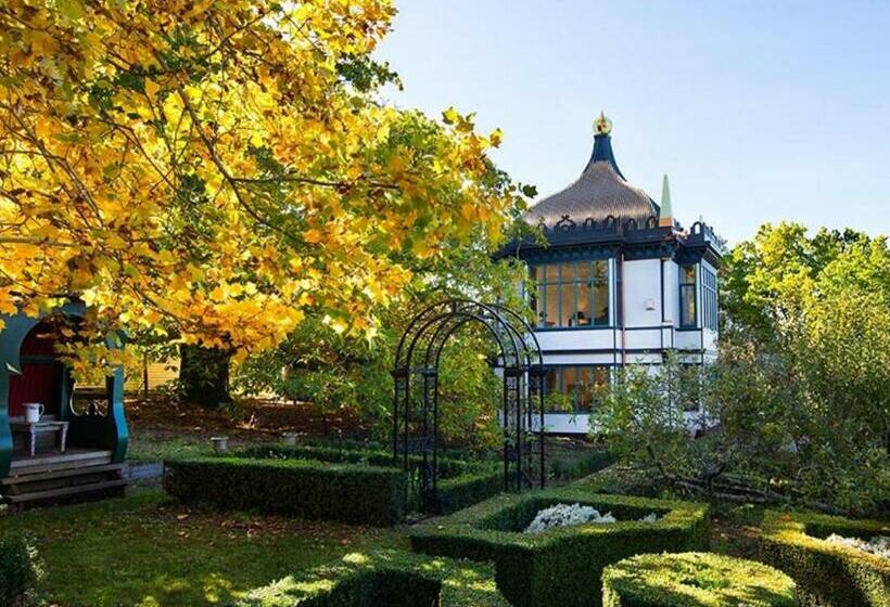 Montacute Pavilion And Gardens
