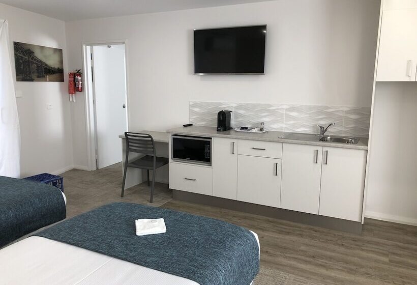 모텔 Gundagai Tourist Suites