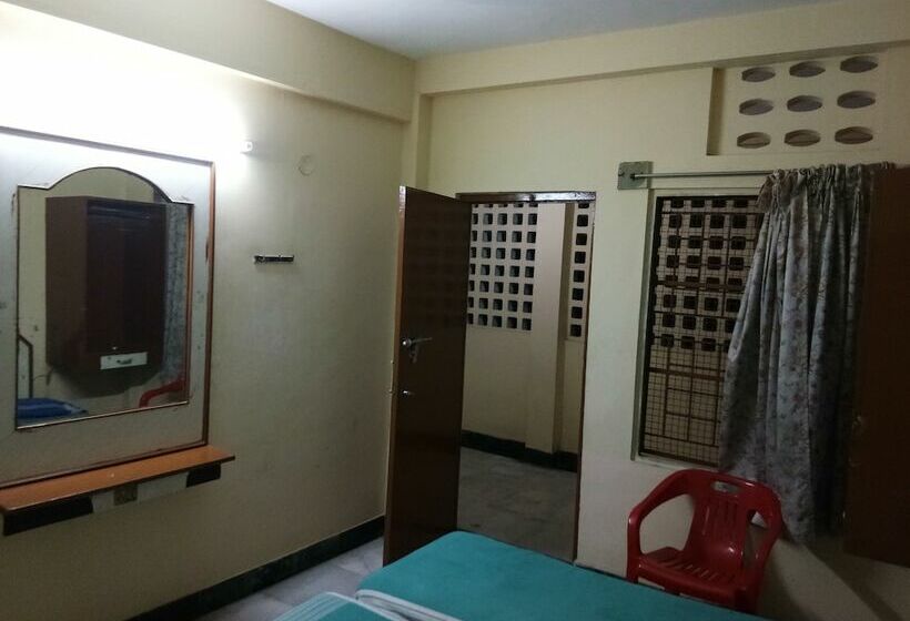 پانسیون Mint Towers Guest House