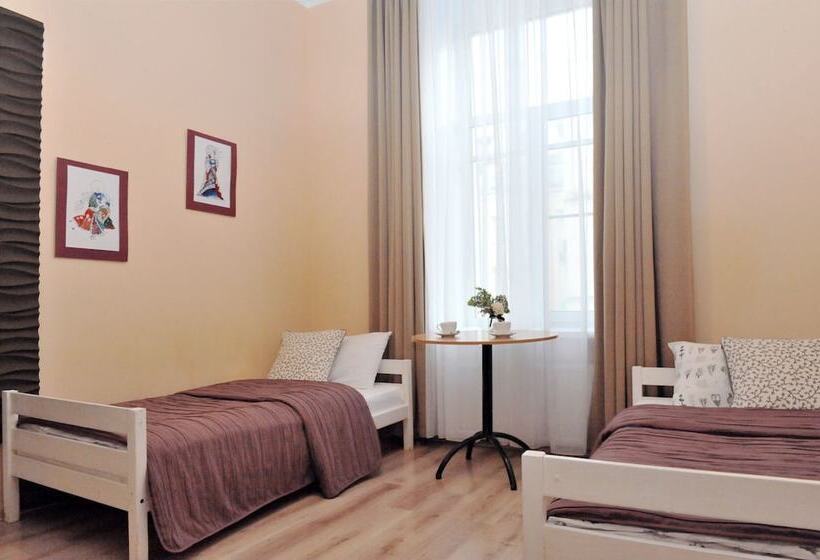 Ave Peter Hostel