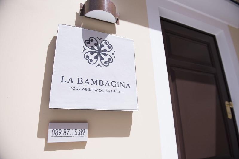 تختخواب و صبحانه La Bambagina