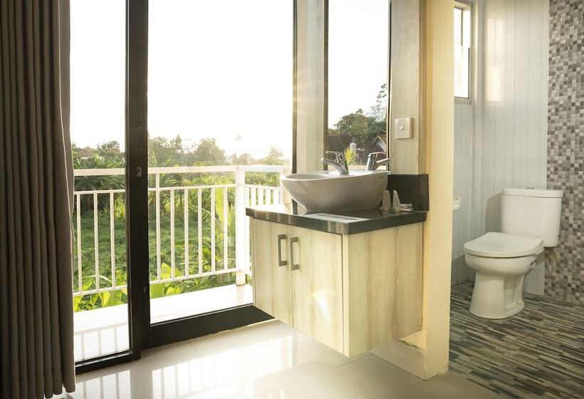 تختخواب و صبحانه North Wing Canggu Resort