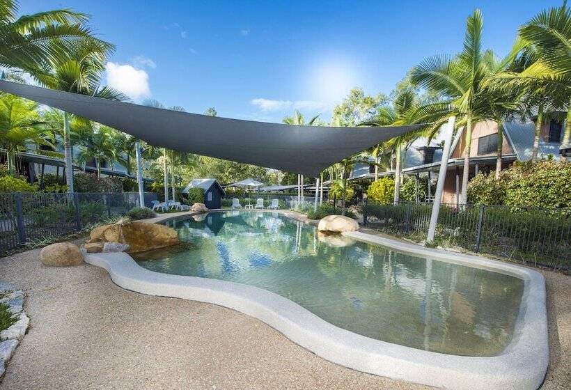 Canopy Chalet 10