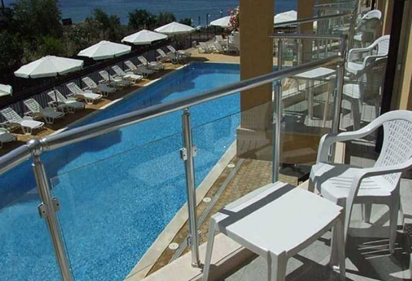 בית מלון כפרי Aqua Dolphin Beach  All Inclusive