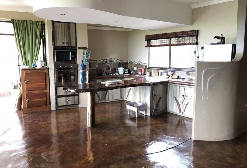 فندق Leopards Rock Bush Boutique