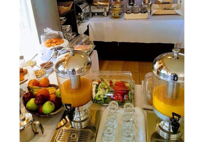 هتل Villa Nickolas