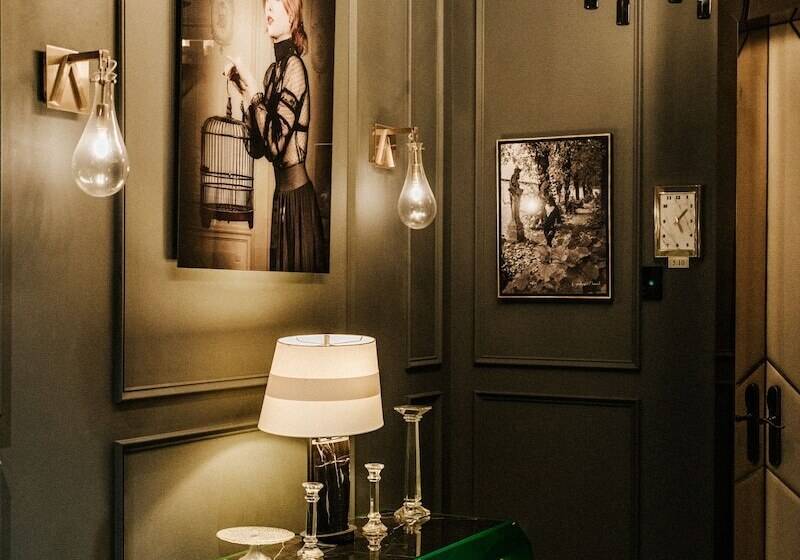 هتل Olv Fifty Five   Adults Only
