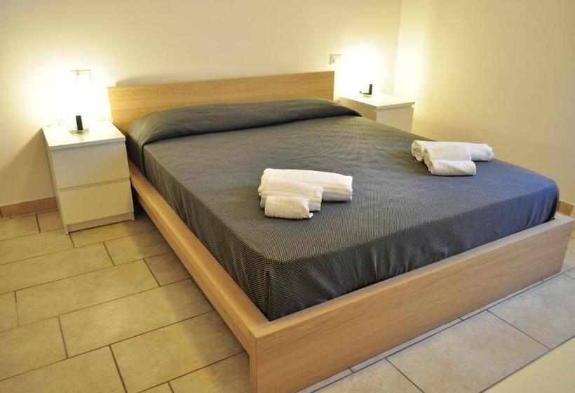 پانسیون Rooms And Breakfast Zefiro