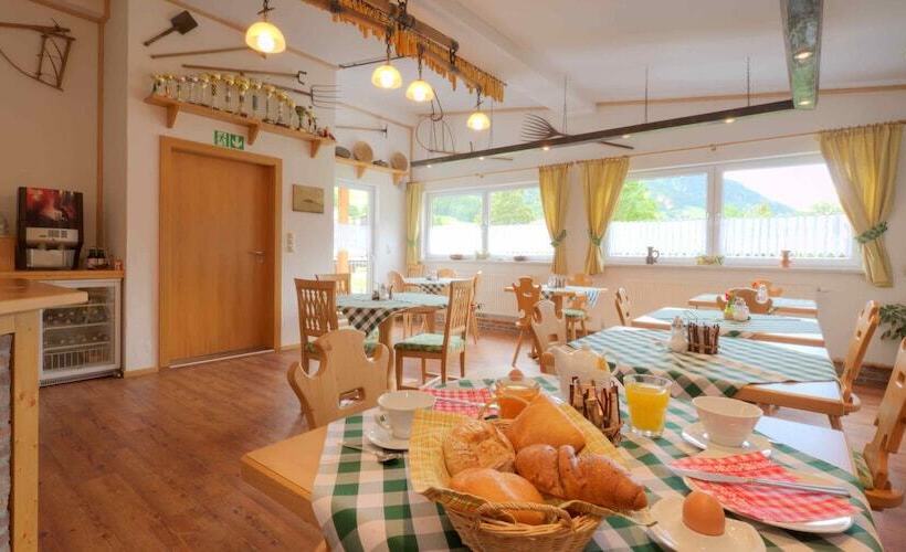 膳宿费 Alpenstern Rooms & Suites