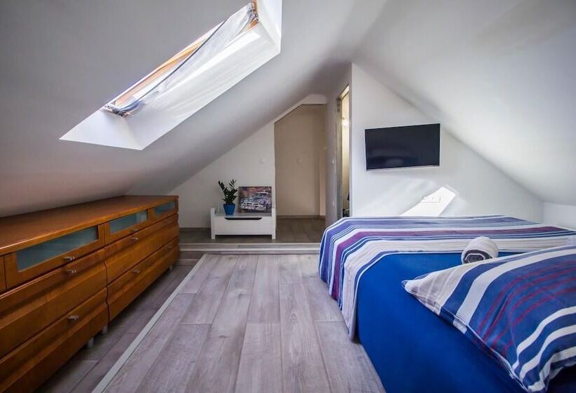 Apartments Selak