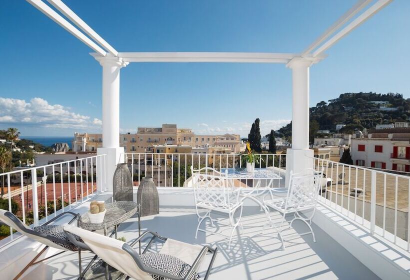تختخواب و صبحانه Casa Di Capri