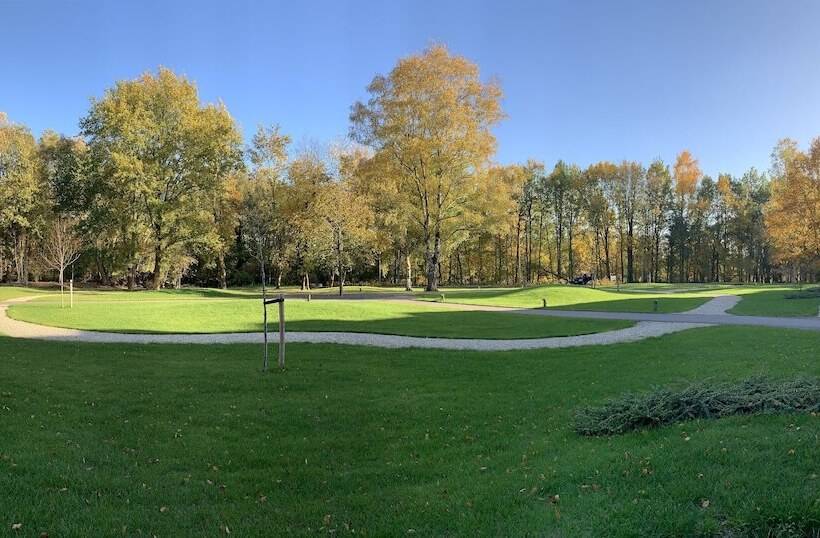 فندق De Kastanjefabriek