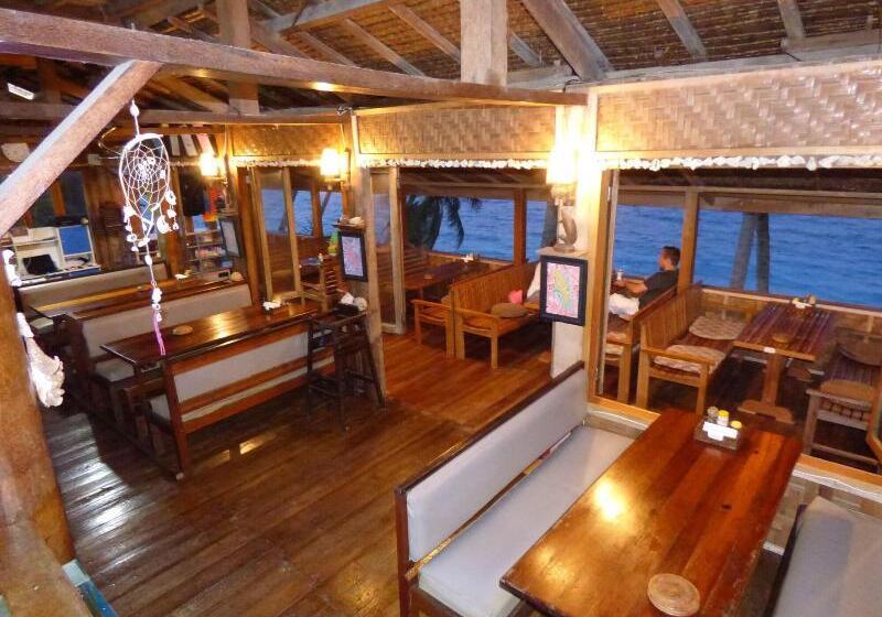 هتل Freddies Santai Sumurtiga