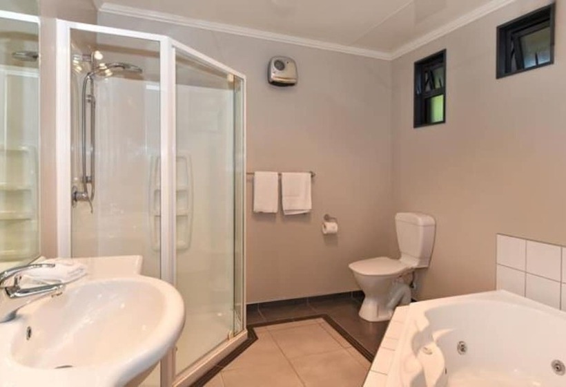 هتل Grove Park Motor Lodge