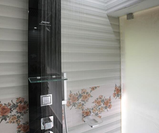 فندق Neelambari Ecotourism