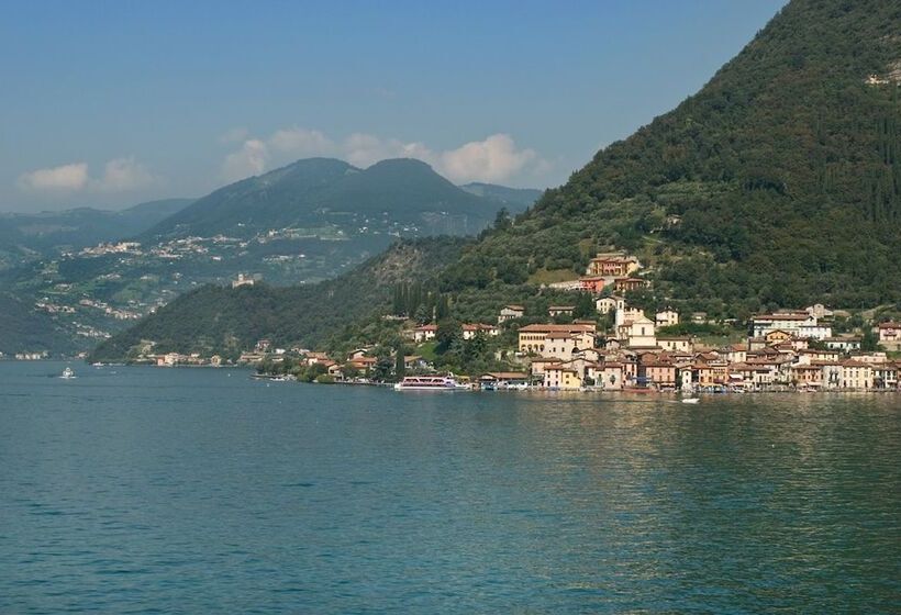 田舎風ホテル Agriturismo Terra E Lago D'iseo Franciacorta