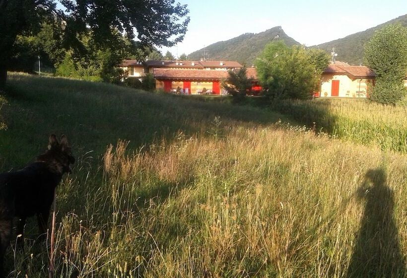 田舎風ホテル Agriturismo Terra E Lago D'iseo Franciacorta