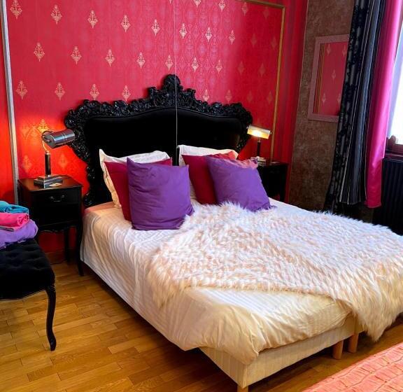 פנסיון Le Chateau De Frankie Spas Saunas