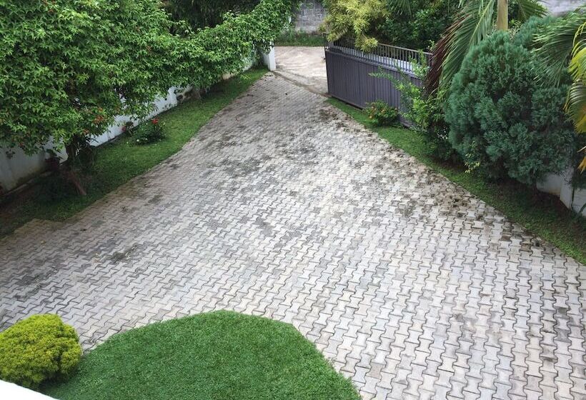 بنسيون New White House