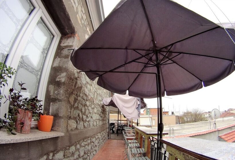 Host El Greco   Hostel